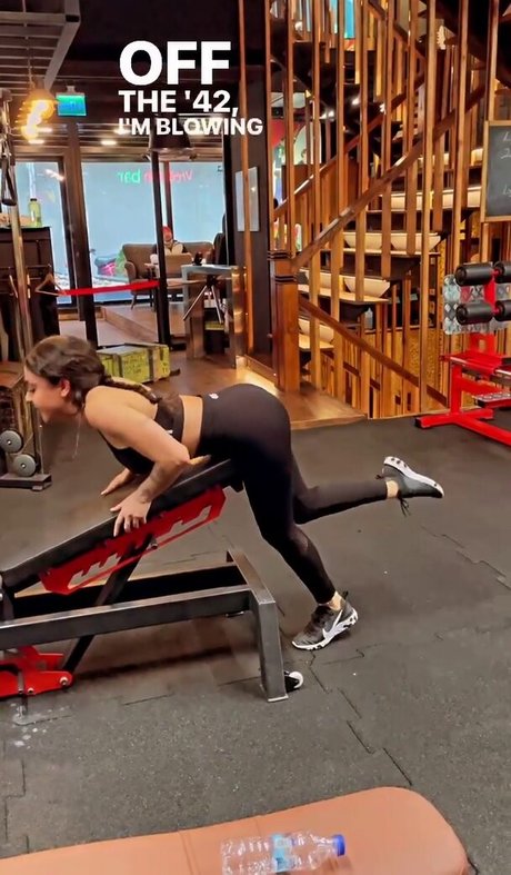 neskaranow sexy onlyfans