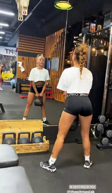 neskaranow onlyfans posts