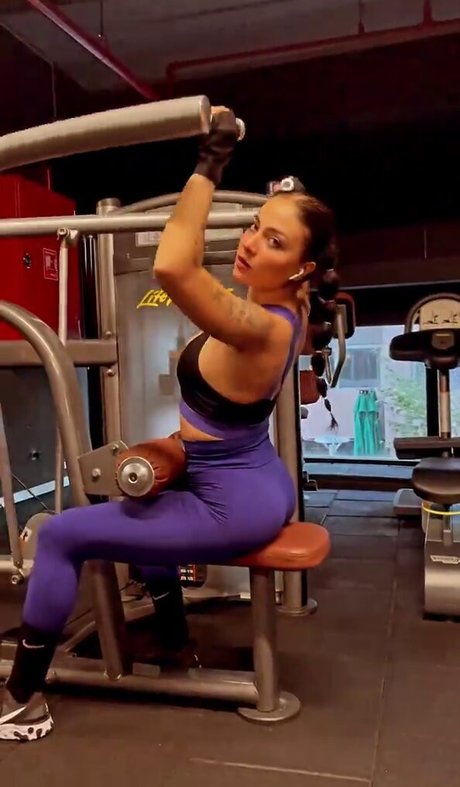 neskaranow onlyfans nude content