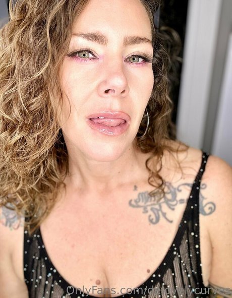 delovelycurves leaked nude onlyfans
