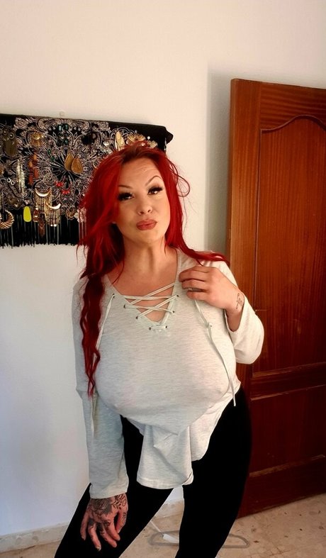 mingnaa naked onlyfans pics