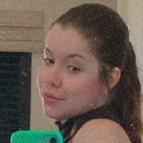 Kahsanoni naked on onlyfans