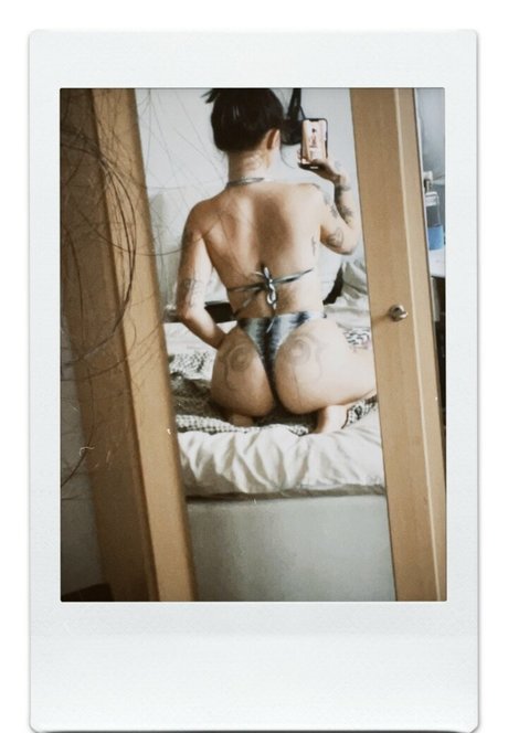 Izzy Siim sex onlyfans