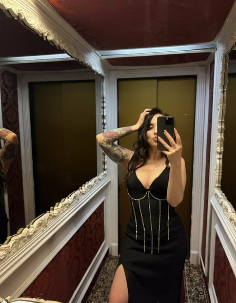 nataly queen onlyfans sexy