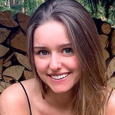 melaniehfl onlyfans leaks