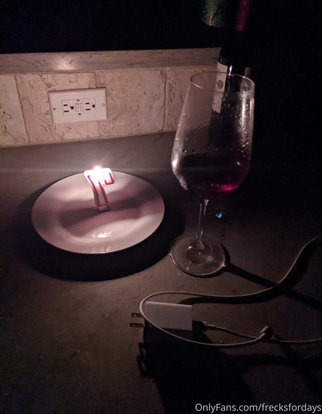 frecksfordays onlyfans leajs