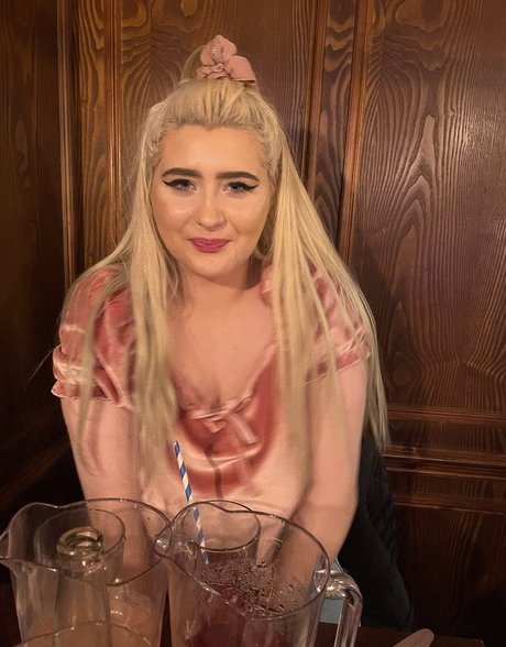 shiofficialxox only fans sex