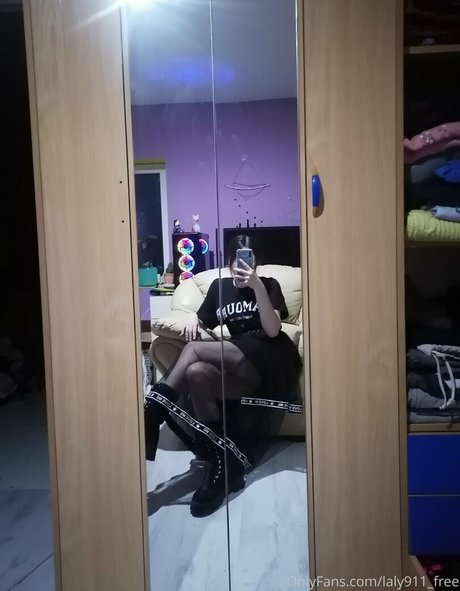 laly911 free onlyfans nude