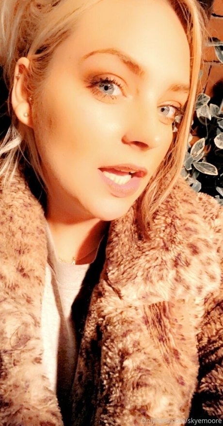 skyemoore onlyfans photos