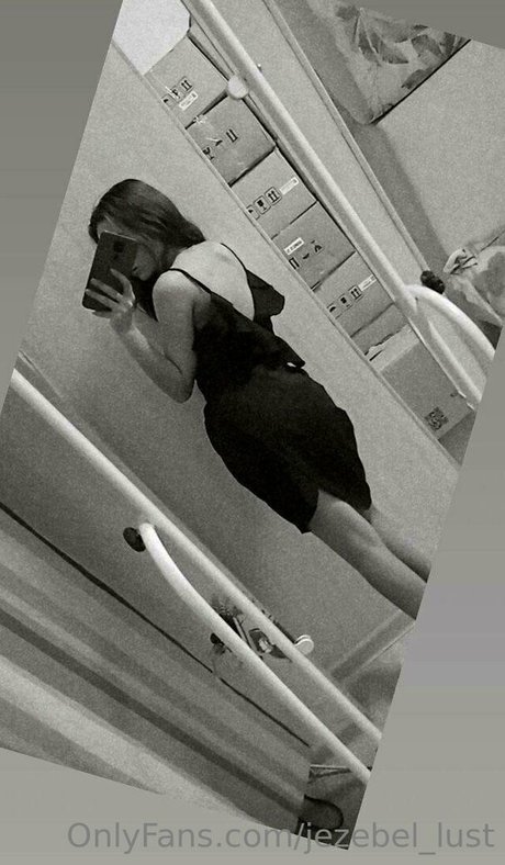 teenybabydolll naked onlyfans