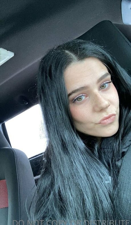 cassidy17 onlyfans boobs