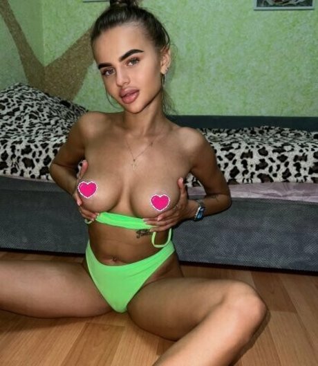 selenewhitee1 only fans xxx