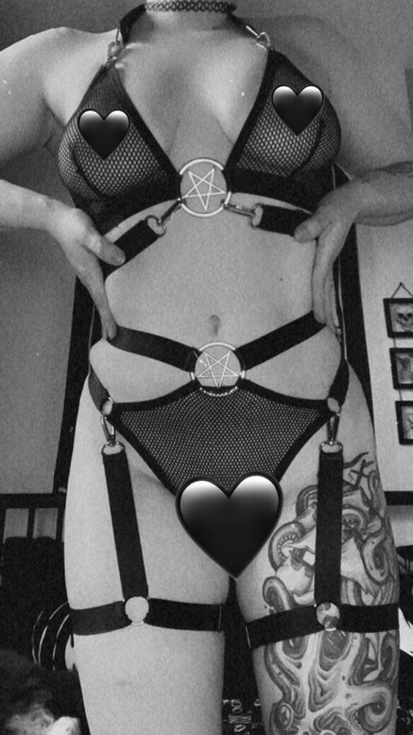 smokewitch13 leaked onlyfans sex tape