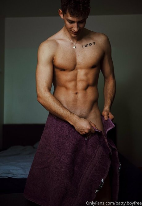 battyboyfree onlyfans xx