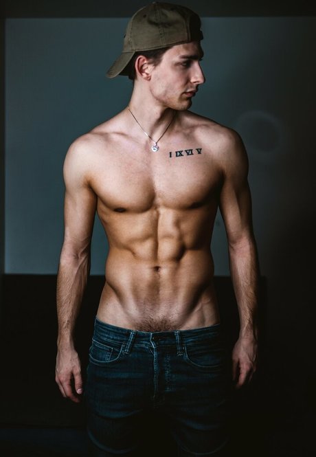 battyboyfree desnuda onlyfans