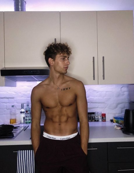 battyboyfree onlyfans de