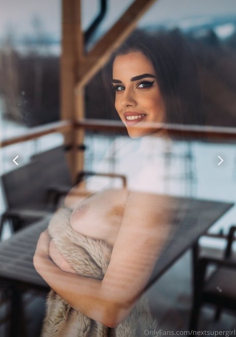 Nextsupergirl onlyfans model