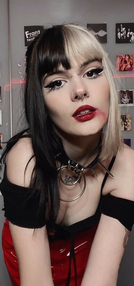 Lovecherrybella nude onlyfans leaks