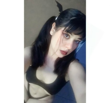 egirlgothuwu onlyfans nude