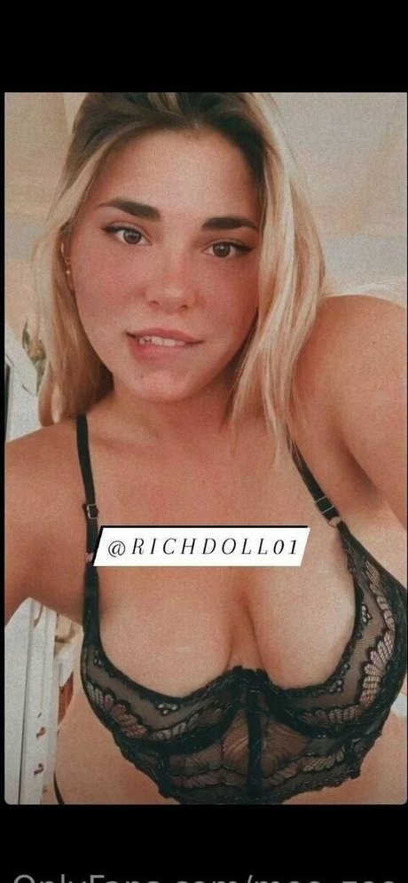 mee zee onlyfans pics leaked