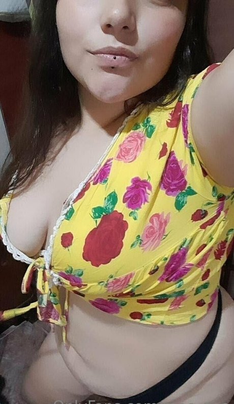 mee zee onlyfans images