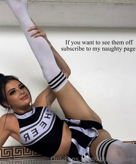 xolaylarosee onlyfans model