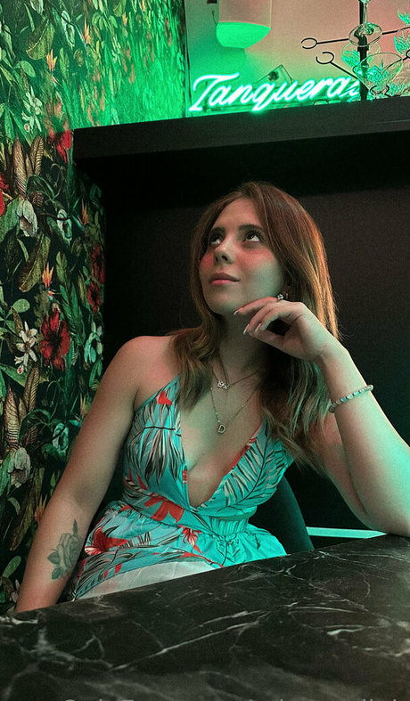 mianataliah only fans sex