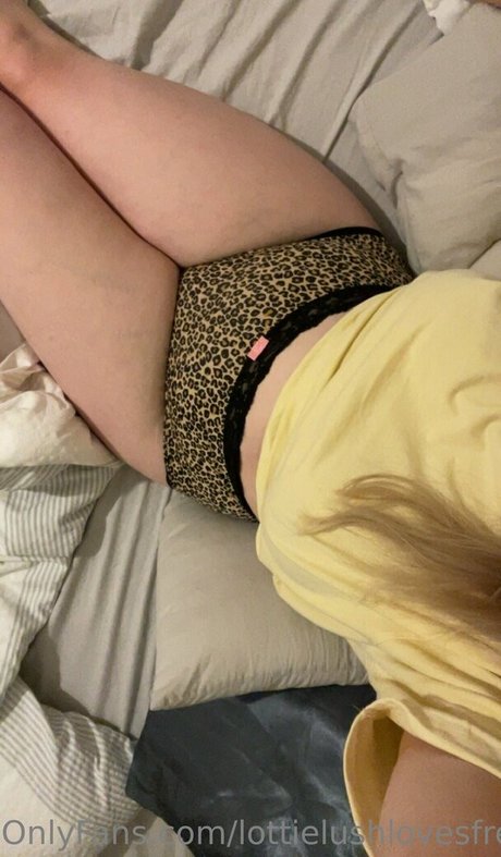 lottielushlovesfree leaked onlyfans sextape