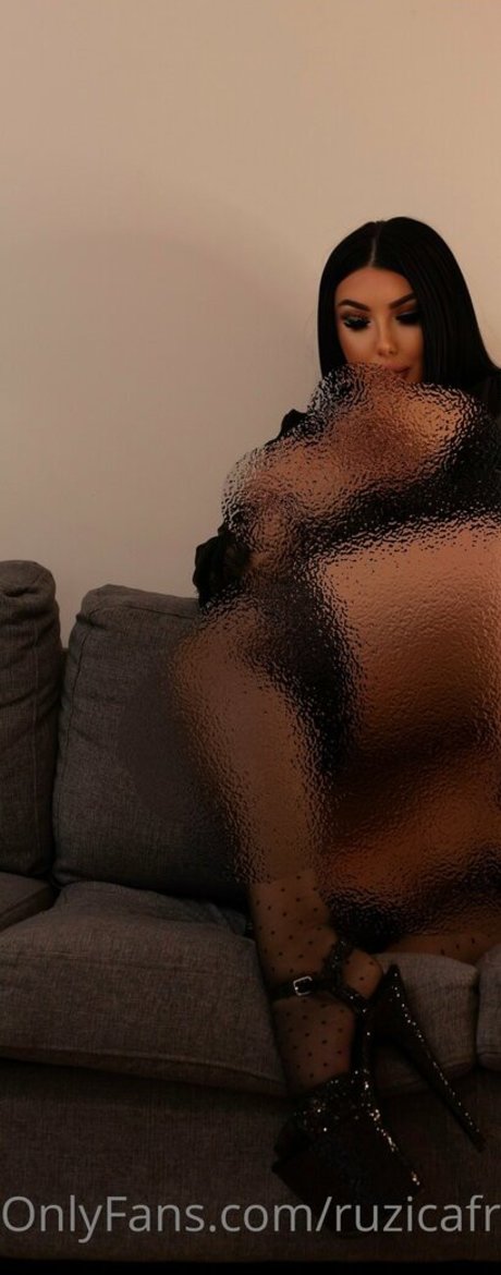ruzicafree naked leaked onlyfans