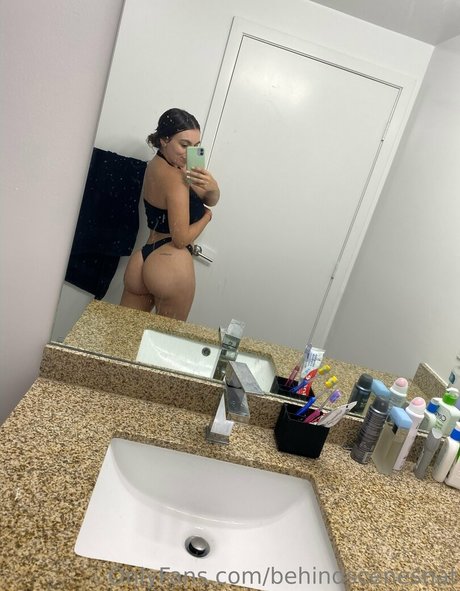 naughtynatvip onlyfans photo