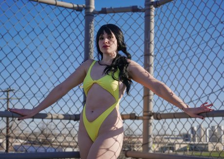 SunfyreTv strip onlyfans