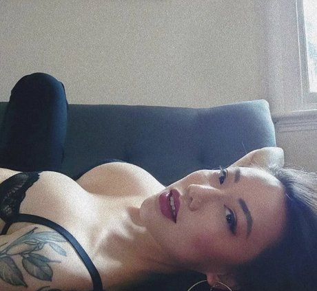 Ravenna Tran onlyfans full