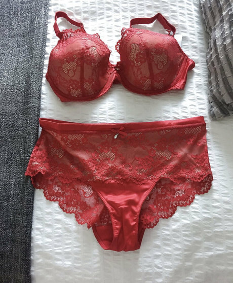 wild kitty9 onlyfans pictures