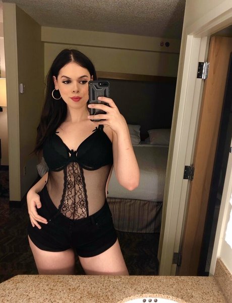 linalust13 only fans naked