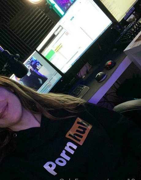 die webcam sarah onlyfans naked