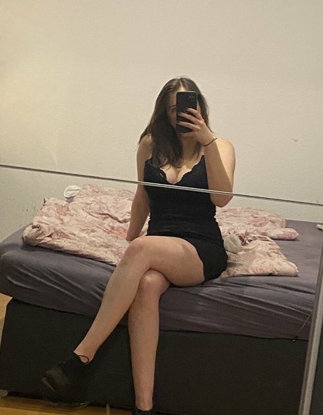 miadelicious onlyfans leaks.