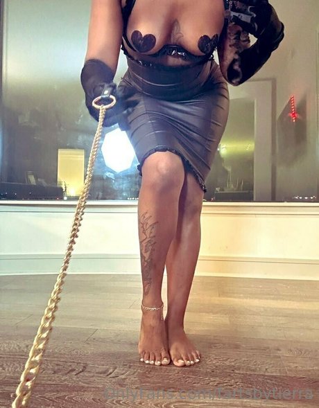 fartsbytierra onlyfans tits