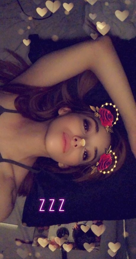 moonstreuxx boobs onlyfans