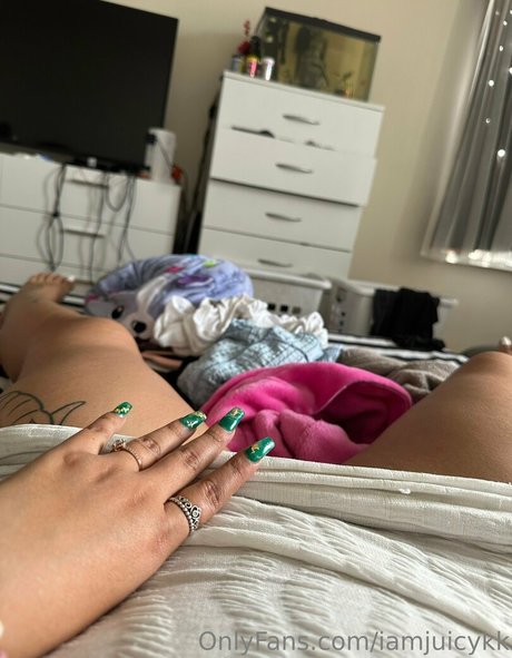iamjuicykk onlyfans leaks