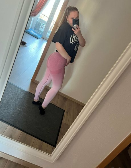 miasofiefree onlyfans star