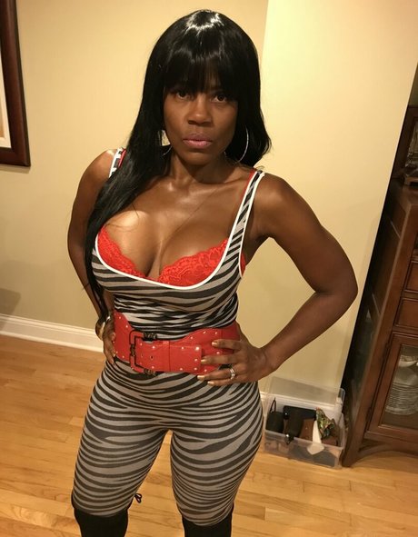 Raven Swallowz onlyfans leaks sex