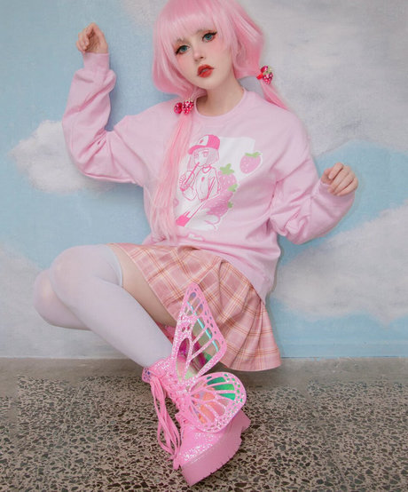 Anzujaamu  picture