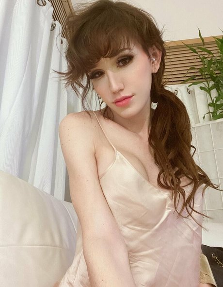 lenamoonxo onlyfans uncensored