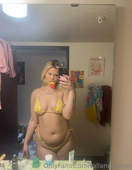 tallandalover onlyfans sex