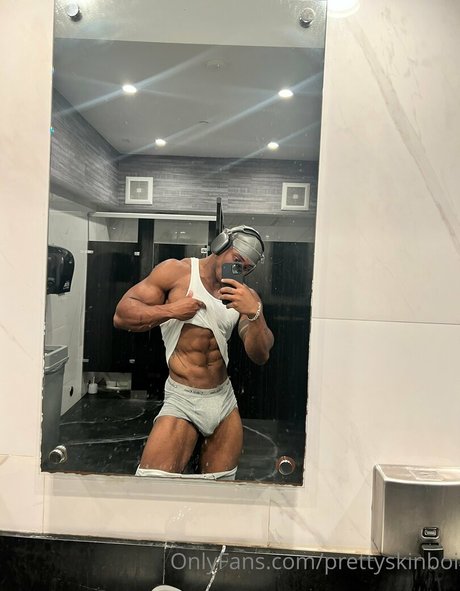 prettyskinboi  visuals