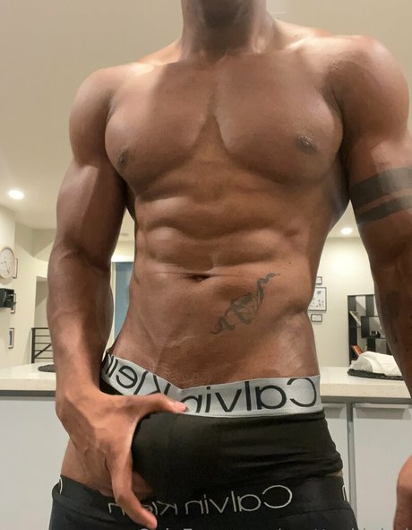 prettyskinboi onlyfans picture