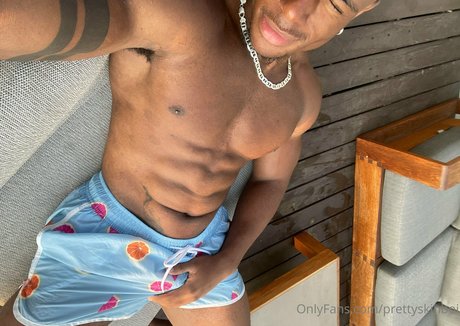 prettyskinboi leaked onlyfans