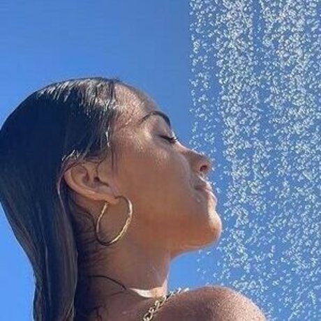 Aninha Cafe onlyfans striptease