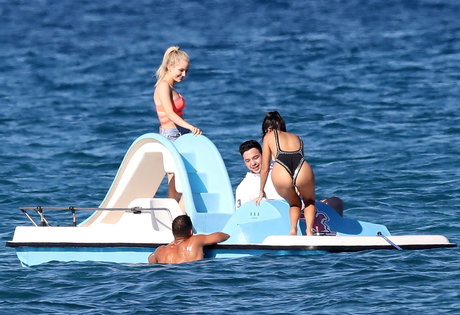 Kourtney Kardashian free only fans