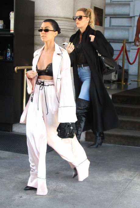 Kourtney Kardashian onlyfans leaked nudes